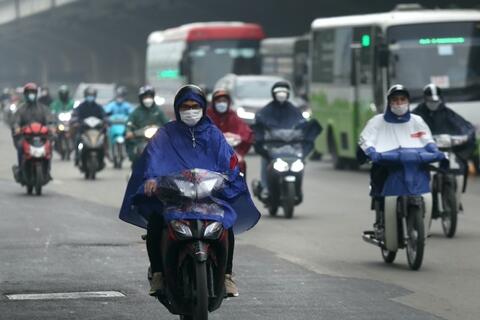 Miền Bắc rét vào ban đêm, miền Nam mưa dông