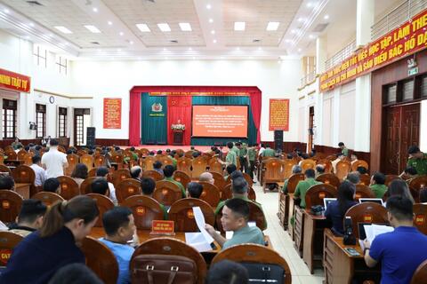 Gia Lai: Đã bắt giữ 2 nghi phạm dùng súng cướp ngân hàng