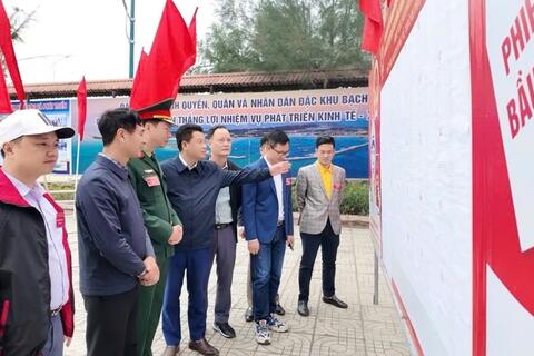 Đảo tiền tiêu Bạch Long Vĩ sẵn sàng cho ngày bầu cử sớm