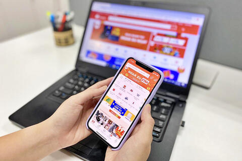 Livestream bán hàng và trách nhiệm pháp lý của KOL, KOC