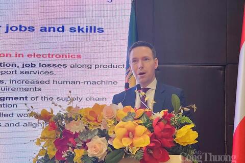 Giải 'bài toán' nhân lực cho ngành công nghiệp bán dẫn