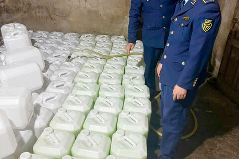 Lào Cai: Bám sát địa bàn, đấu tranh hiệu quả chống buôn lậu, hàng giả