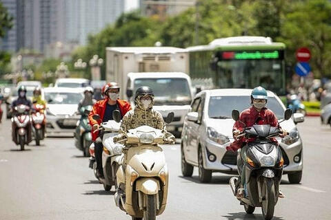 Nắng nóng gay gắt trên cả nước kéo dài tới khi nào?