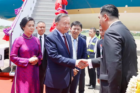 Tổng Bí thư, Chủ tịch nước Tô Lâm và Phu nhân bắt đầu thăm chính thức Vương quốc Thái Lan