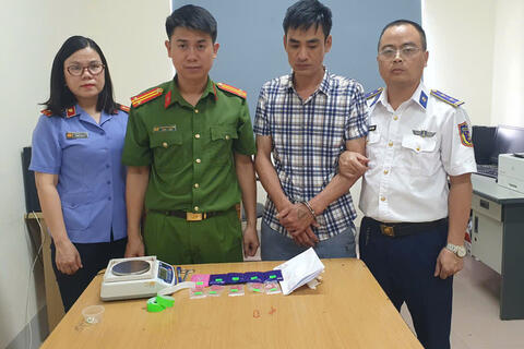 Đẩy mạnh đấu tranh phòng, chống tội phạm ma tuý trên tuyến biển