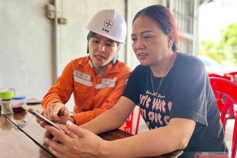Điện lực Hà Tĩnh: Minh bạch thông tin, giải tỏa băn khoăn về hóa đơn tiền điện