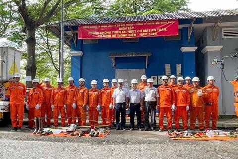 EVNHCMC diễn tập ứng phó thiên tai, bảo đảm cấp điện an toàn liên tục