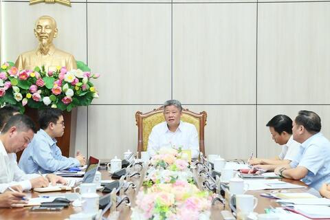 Hưng Yên xem xét đề xuất đầu tư tổ hợp chăn nuôi, chế biến thực phẩm hơn 3.000 tỷ đồng
