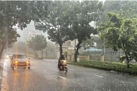 Dự báo thời tiết ngày 4/8: Mưa to tới rất to bao trùm Bắc Bộ và Bắc Trung Bộ