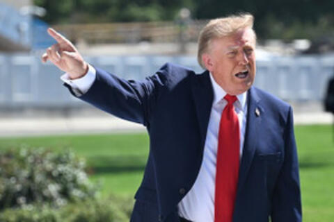 Vì sao ông Trump khuyên Ukraine nên bầu tổng thống mới?