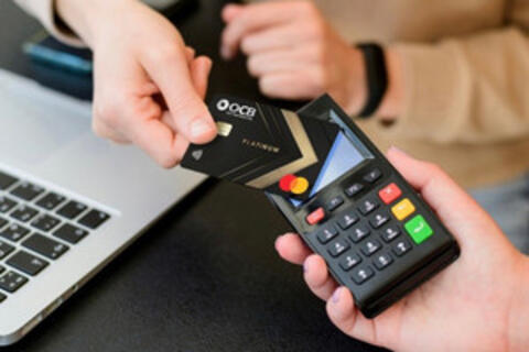 Mua sắm đồ công nghệ với giải pháp hoàn tiền từ thẻ OCB Mastercard Platinum