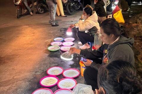 Chợ mực nháy - nét độc đáo của du lịch Cửa Lò