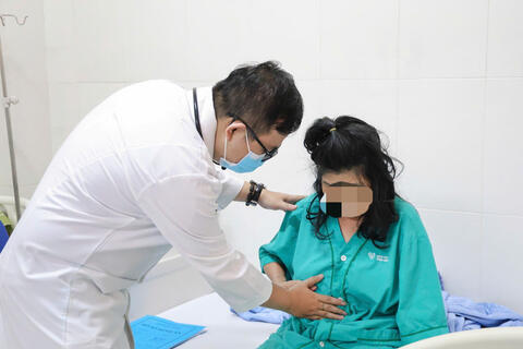 Xác định nguyên nhân hơn 80 người nhập viện sau ăn bánh mì ở Đắk Lắk