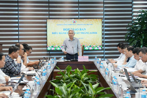 Duy trì nhịp sản xuất, bảo đảm nguồn than cho điện