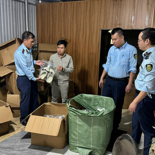 Quảng Ninh: Kiểm soát thị trường, bảo đảm an toàn hàng hóa dịp Tết