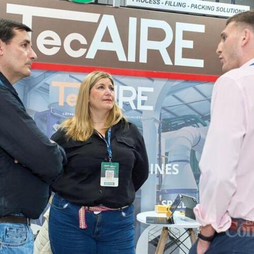 Doanh nghiệp chế biến, bao bì chuyển đổi để giữ đơn hàng