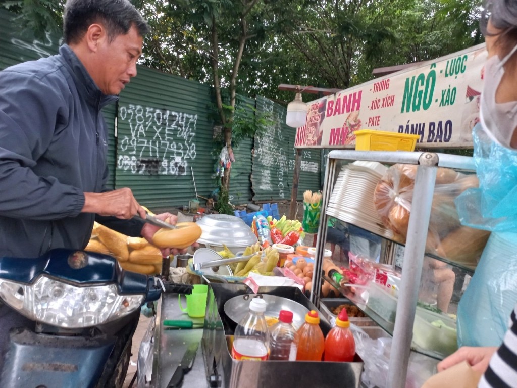 Nắng nóng kéo dài tạo điều kiện cho vi khuẩn trong thức ăn sinh sôi, đặc biệt khi nguyên liệu không được chế biến, bảo quản an toàn, có thể gây ngộ độc nghiêm trọng.