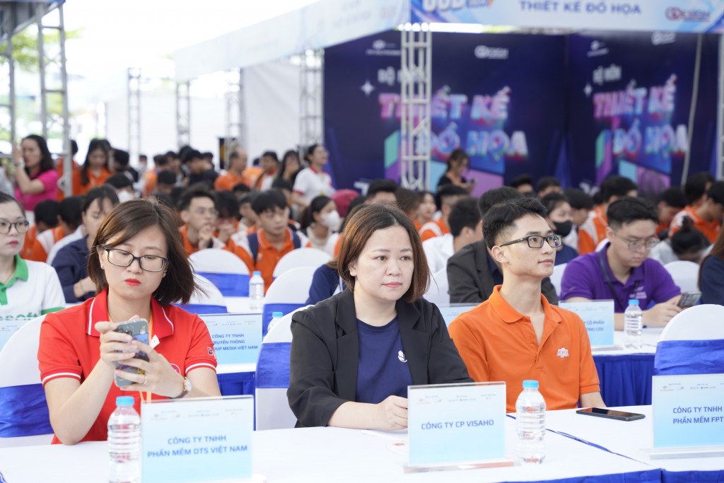 “Săn” việc cùng sinh viên FPT Polytechnic tại ngày hội “Job Fair 2024”