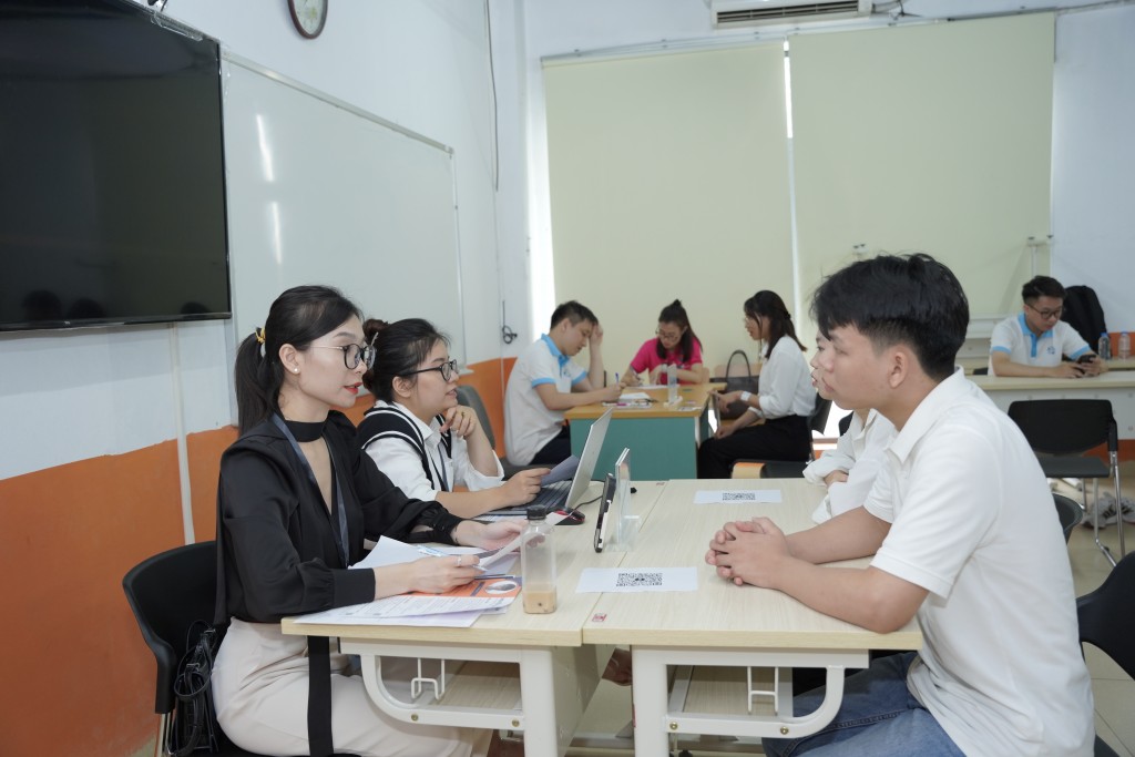 “Săn” việc cùng sinh viên FPT Polytechnic tại ngày hội “Job Fair 2024”