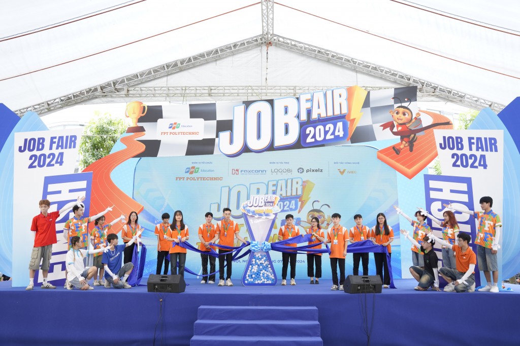 “Săn” việc cùng sinh viên FPT Polytechnic tại ngày hội “Job Fair 2024”