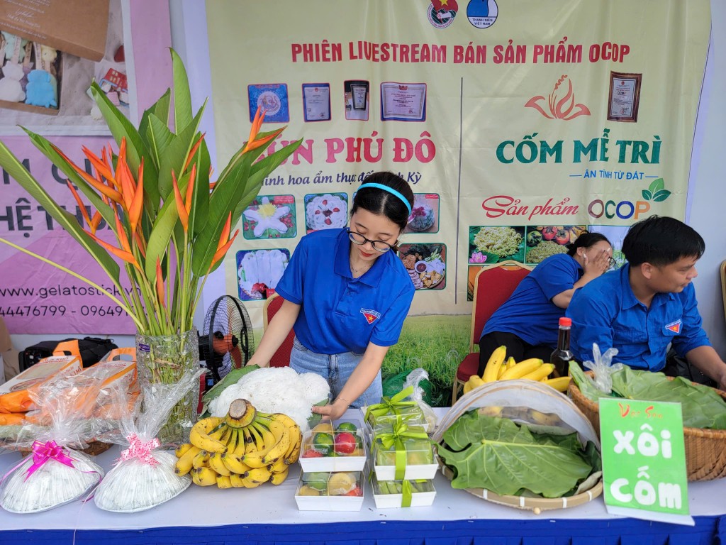 Tăng cường kết nối, tiêu thụ nông sản qua sàn thương mại điện tử