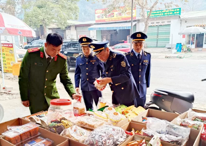 Lạng Sơn: Kiểm tra An toàn thực phẩm tại xã Tân Thanh