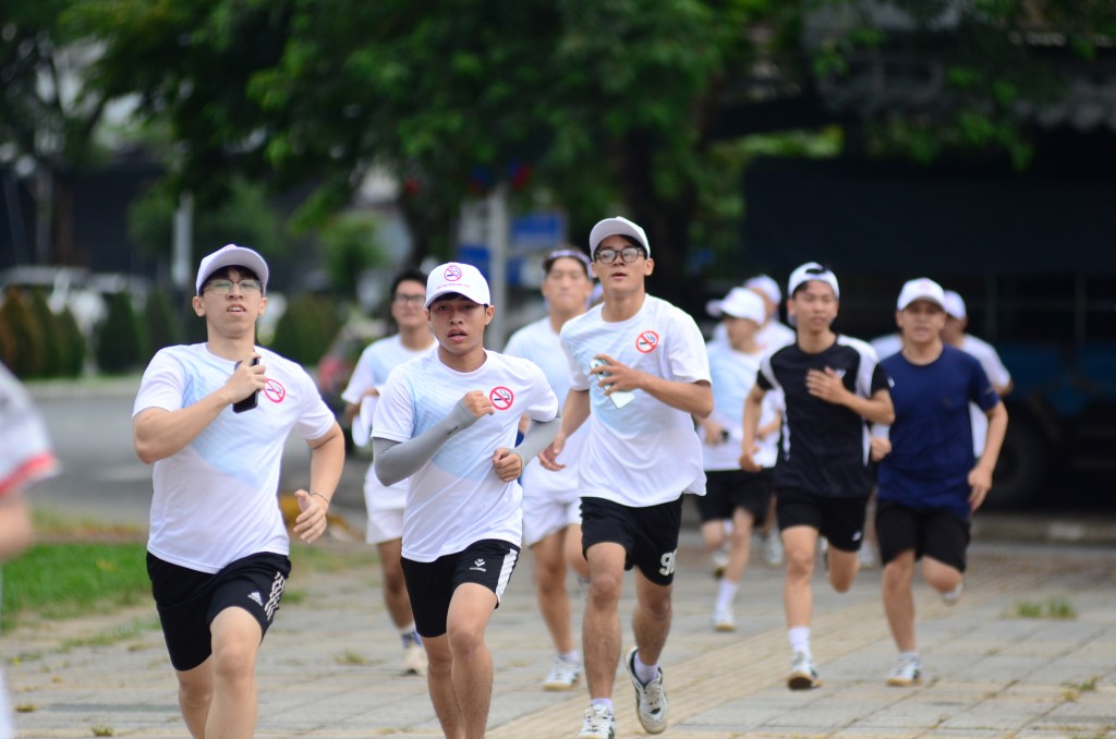 Giải chạy online “Thanh niên Việt Nam nói không với thuốc lá, thuốc lá điện tử và thuốc lá nung nóng” với cơ cấu giải thưởng hấp dẫn (Ảnh Đ.Minh)
