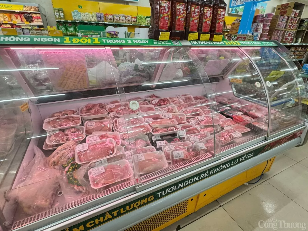 Người tiêu dùng dè dặt với sản phẩm Công ty C.P sau khi bị tố bán thịt heo bẩn