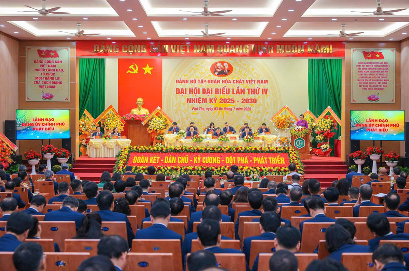 Toàn cảnh Đại hội đại biểu Đảng bộ Tập đoàn Hóa chất Việt Nam nhiệm kỳ 2025 – 2030.