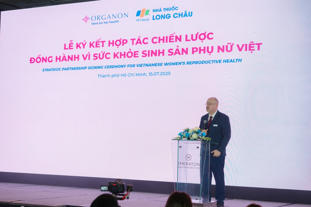 Ông Gregory Harris, Tùy viên Thương mại, Thương vụ Hoa Kỳ – Lãnh sự quán Hoa Kỳ tại thành phố Hồ Chí Minh.