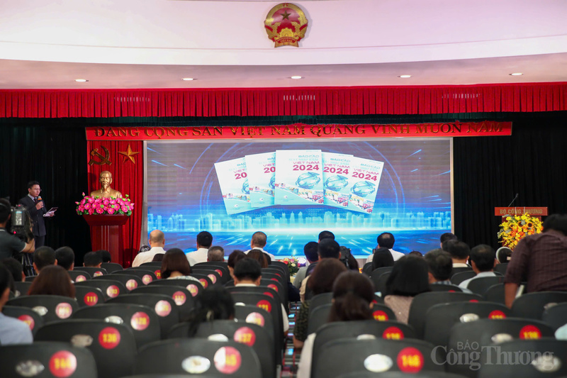 Báo cáo Xuất nhập khẩu Việt Nam được phát hành thường niên là tài liệu chính thức của Bộ Công Thương