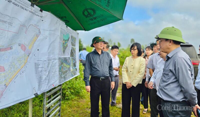 Lãnh đạo tỉnh Gia Lai thị sát tại khu vực triển khai Dự án Khu đô thị sinh thái CK54 (phường Pleiku)