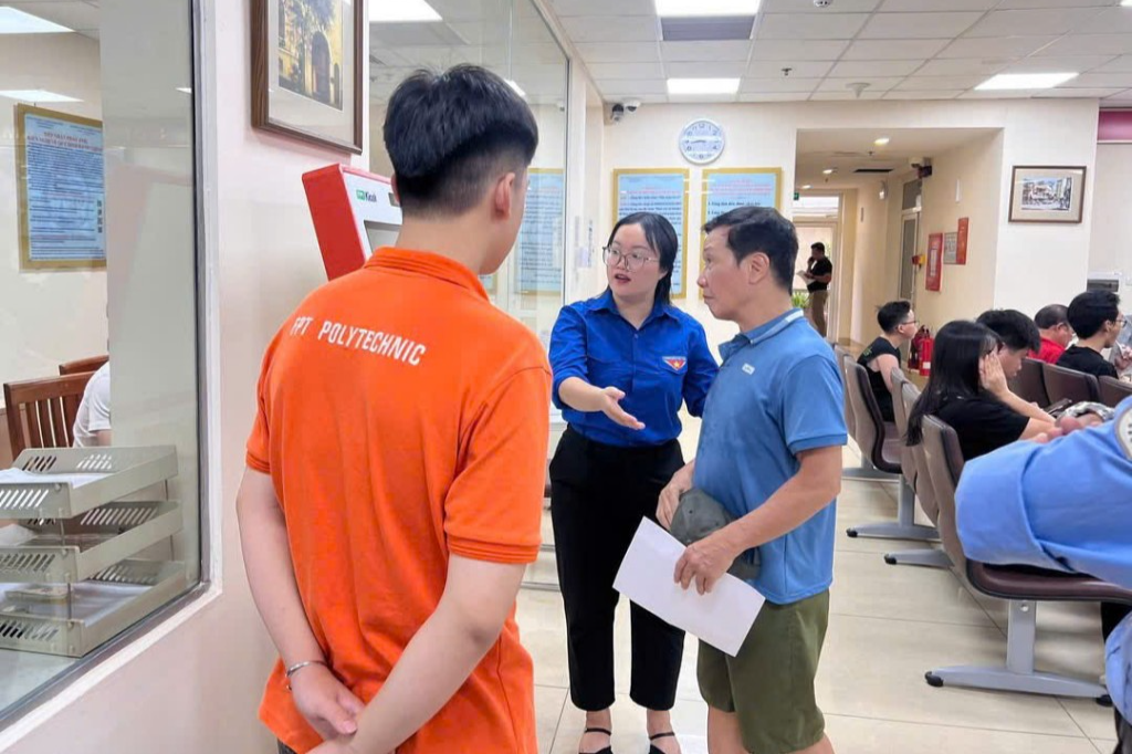 Góp sức trẻ xây dựng nền hành chính văn minh, hiện đại