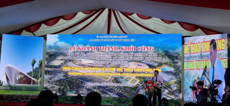 Chủ tịch UBND tỉnh Lạng Sơn Hồ Tiến Thiệu phát biểu tại lễ khởi công