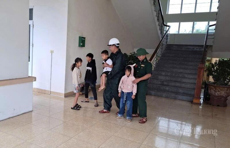 Toàn bộ các hộ dân sẽ được chuyển về trụ sở cơ quan nhà nước và chuẩn bị phương án hậu cần chu đáo, đảm bảo người dân không bị đói và rét