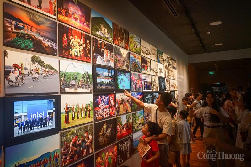 Bảo tàng Đà Nẵng vẫn là điểm đến thú hút rất đông gia đình cho các em nhỏ đến tham quan, tìm hiểu lịch sử hình thành và phát triển thành phố