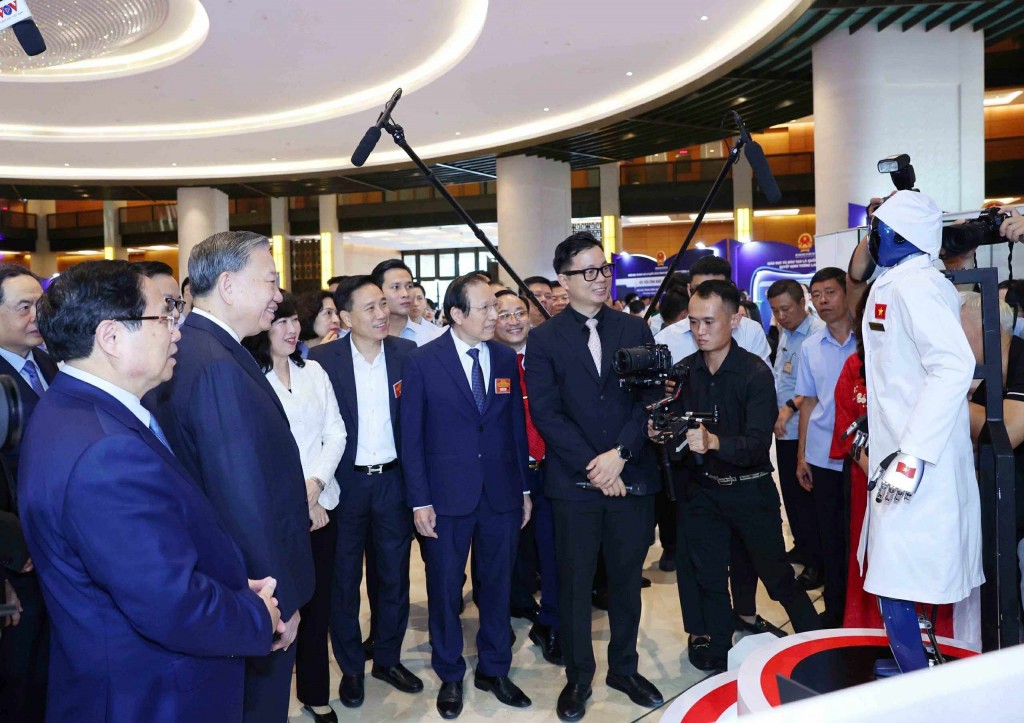 Vinmec gây ấn tượng với robot y tế “Make in Vietnam” và công nghệ 3D đột phá