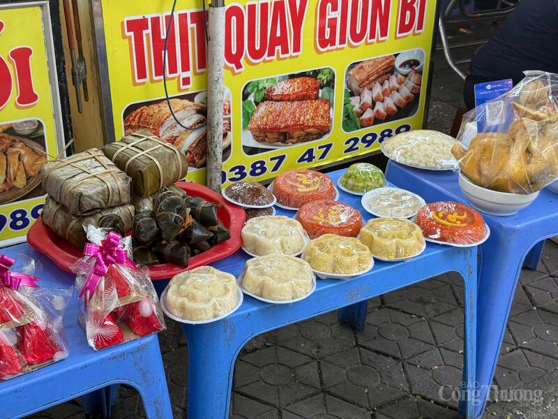 Thực phẩm chay được ưu tiên trong mâm cúng của nhiều gia đình.