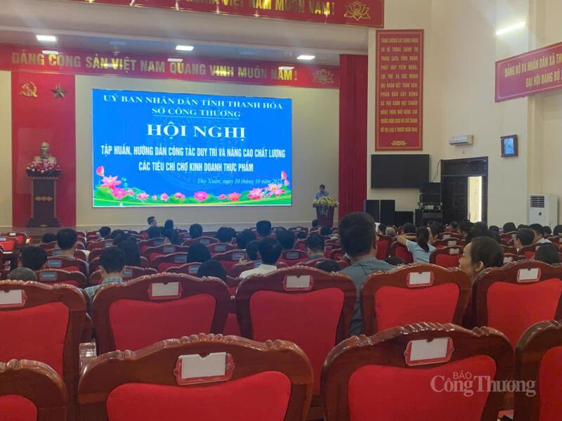Toàn cảnh hội nghị