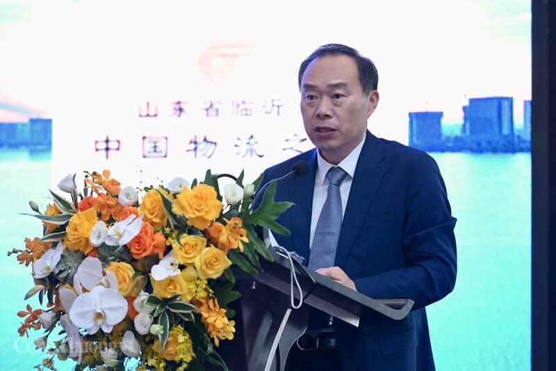 Ông Tống Kiện, Bí thư Đảng ủy, Ủy ban Xúc tiến thương mại quốc tế thành phố Lâm Nghi, tỉnh Sơn Đông, Trung Quốc. Ảnh: Bùi Giang