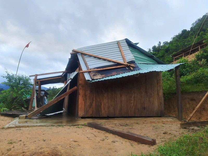 Thiệt hại với các xã miền núi TP. Đà Nẵng rất nặng nề do cơn bão số 13. Ảnh: Nguyễn Dương