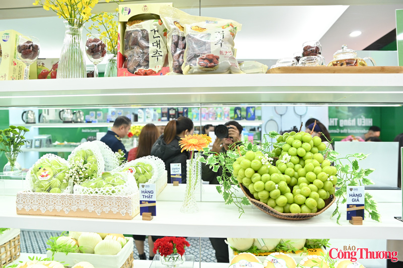 Đây là lần thứ 18 Phòng trưng bày của Cục Quản lý và Phát triển thị trường trong nước tại địa chỉ 62 Tràng Tiền, Hoàn Kiếm, Hà Nội mở cửa, đón khách tham quan tìm hiểu thông tin về sản phẩm.