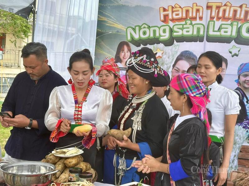 Sở Công Thương Lai Châu đã hỗ trợ các hợp tác xã, doanh nghiệp đưa sản phẩm lên các sàn thương mại điện tử.