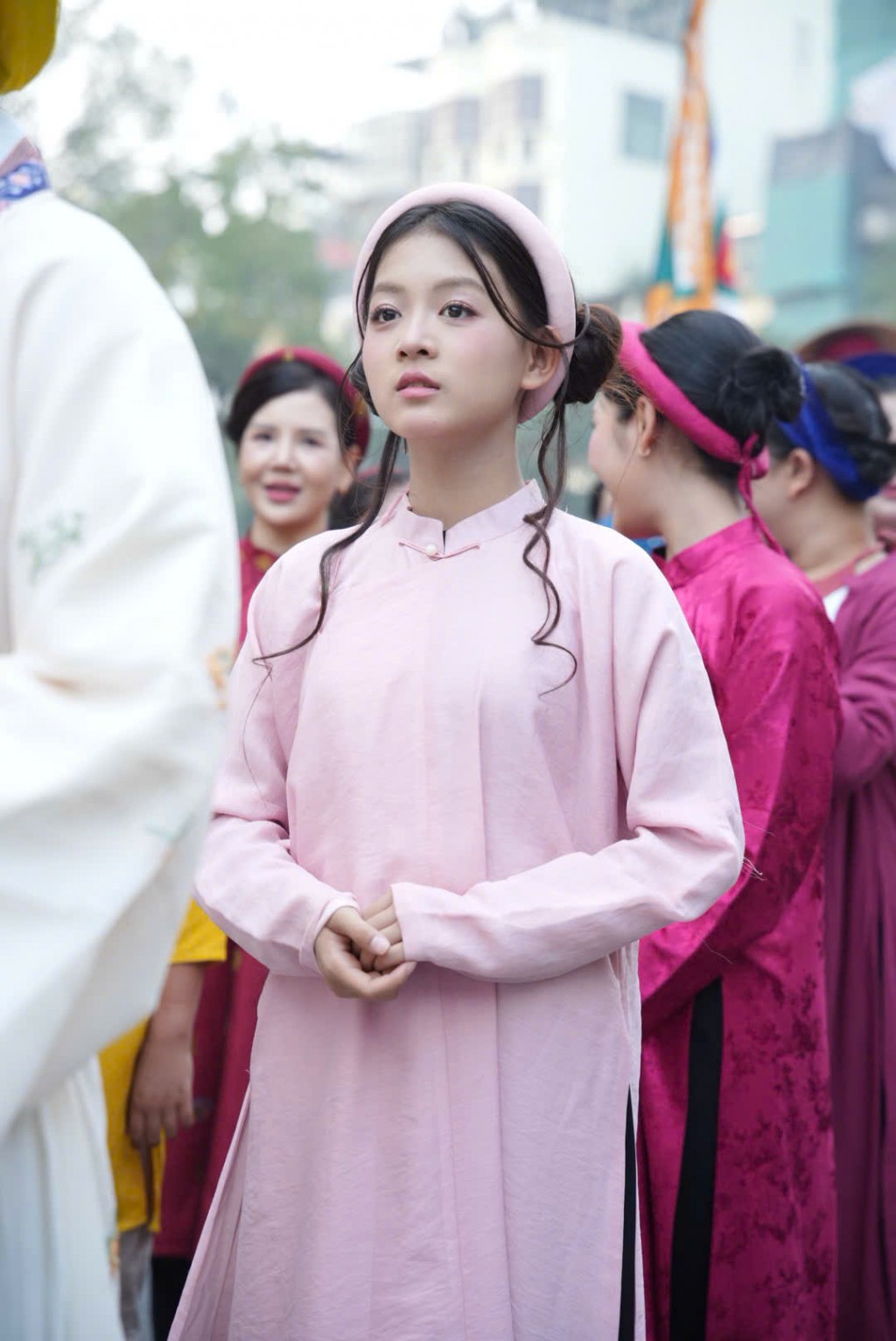 Dàn Hoa hậu rạng ngời hạnh phúc diễu hành Bách hoa hỷ sự