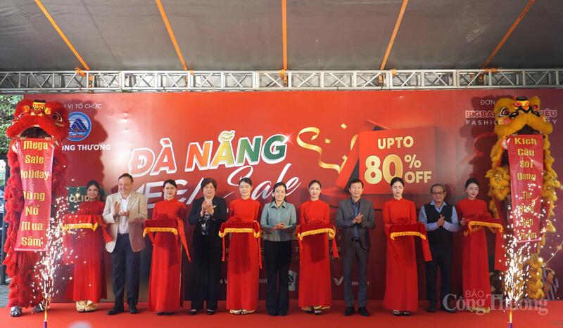 Sở Công Thương Đà Nẵng phát động mùa khuyến mại cuối năm 2025 và khai mạc Ngày hội khuyến mại hàng hiệu - Mega Sale Holiday Đà Nẵng 2025.