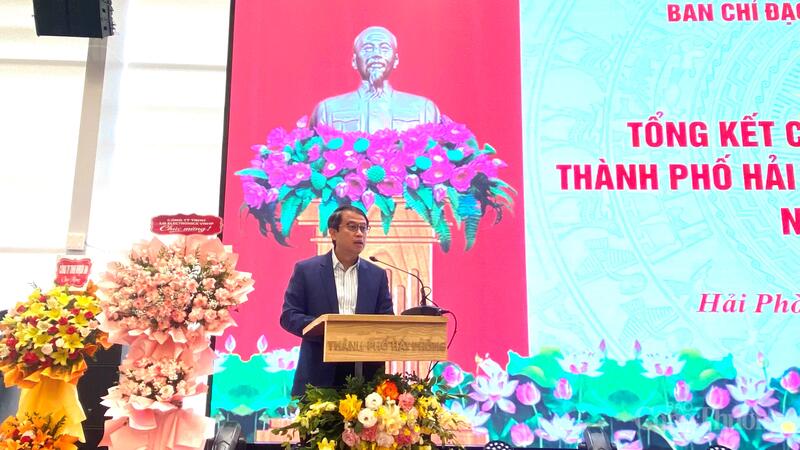 Ông Nguyễn Hoàng Long - Giám đốc Sở Công Thương Hải Phòng, Phó Trưởng ban Thường trực - Ban Chỉ đạo Hội nhập quốc tế TP. Hải Phòng phát biểu tại hội nghị.