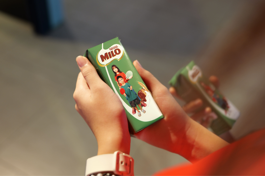 MILO nhường lại khoảng xanh quen thuộc để tôn vinh mọi môn thể thao