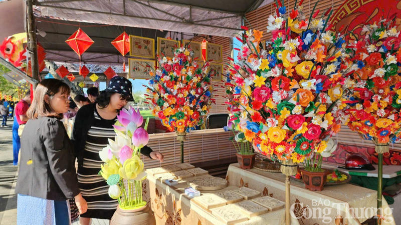 Ngày nay, hoa giấy Thanh Tiên còn được trang trí, trưng bày.