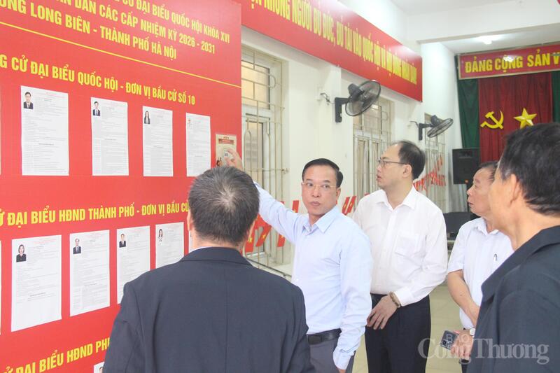 Công tác kiểm tra chuẩn bị cho bầu cử được tiến hành kỹ lưỡng, bài bản.