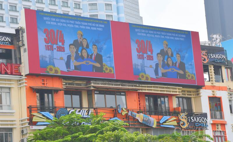 TP. Hồ Chí Minh rực rỡ cờ hoa mừng đại lễ 30/4  - 1